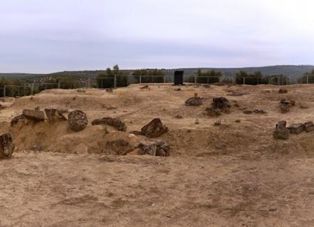 Vista del túmulo de Cerrillo Blanco. Imagen: Ana Herranz. GENDAR